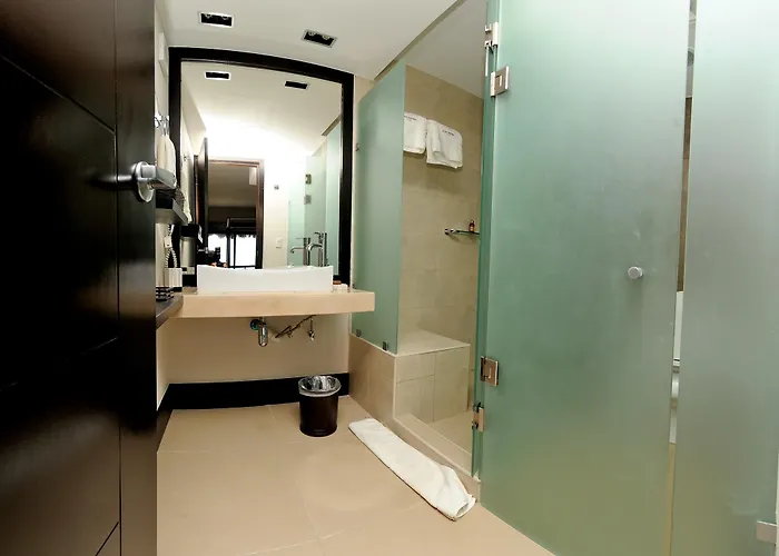Hotel La Divina By Aldea Thai 4*