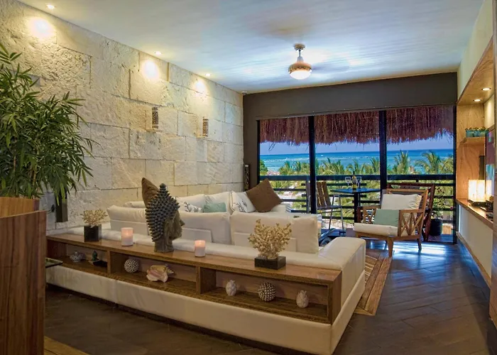 Hotel La Divina By Aldea Thai
