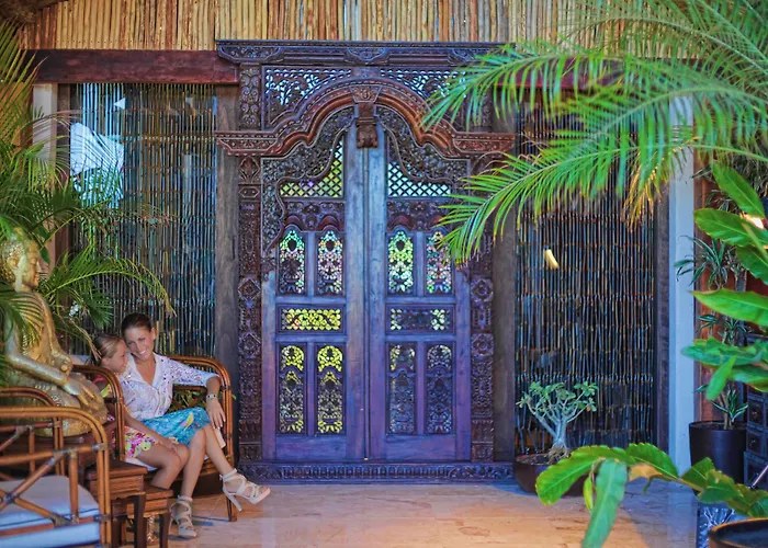 La Divina By Aldea Thai Hotel 4*