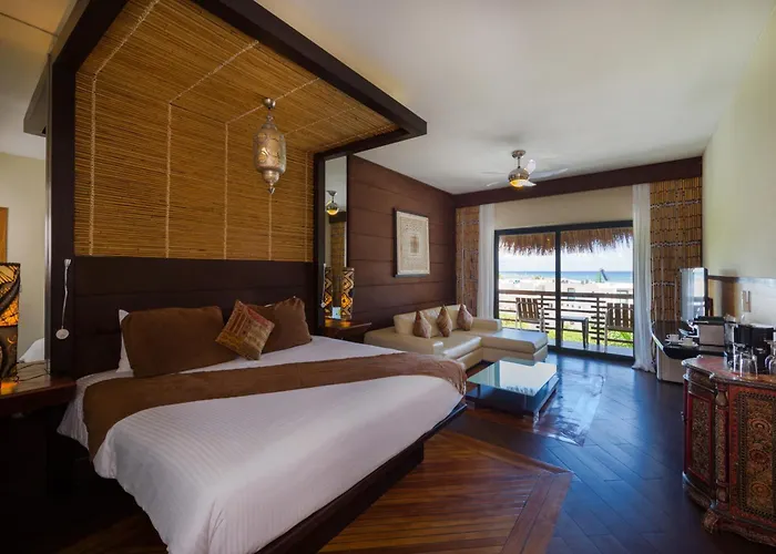Hotel La Divina By Aldea Thai 4*