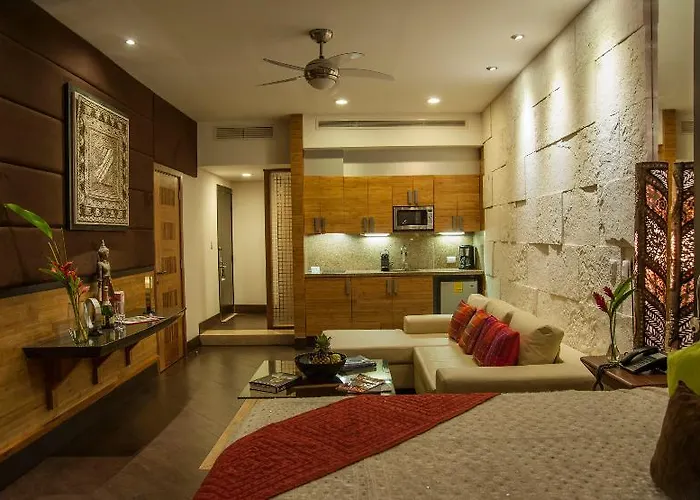Hotel La Divina By Aldea Thai 4*